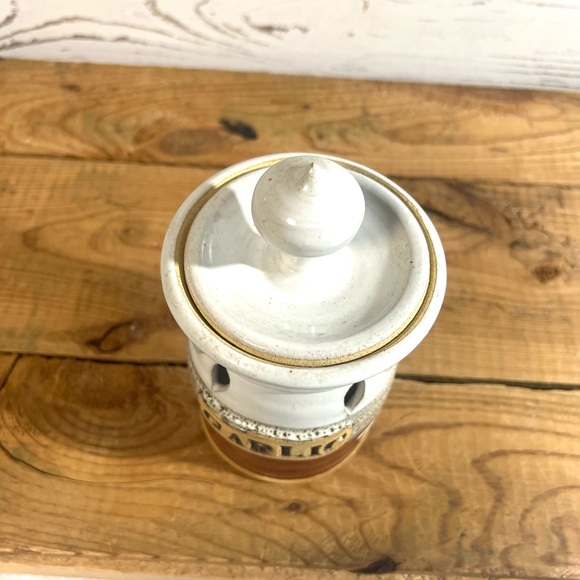 Garlic keeper Don Drumm pottery - Picture 3 of 8